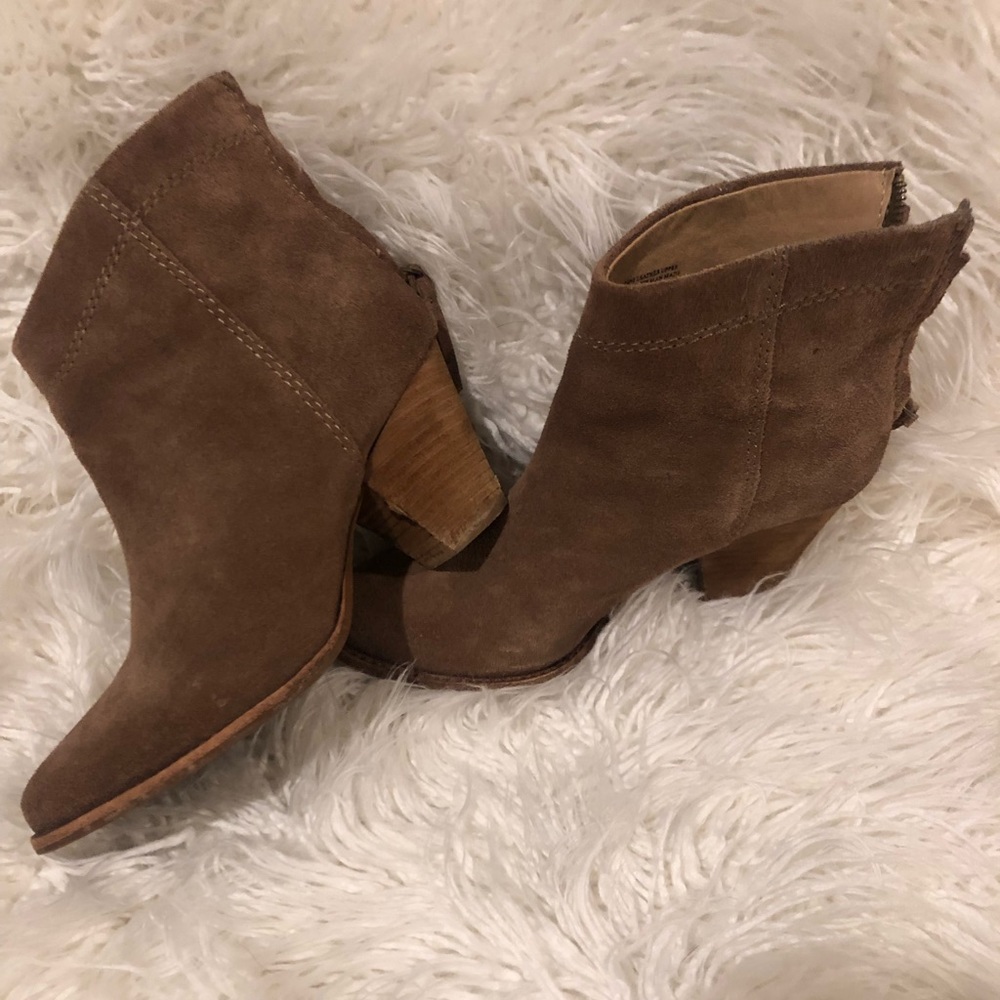 Splendid Ankle Booties with Zipper